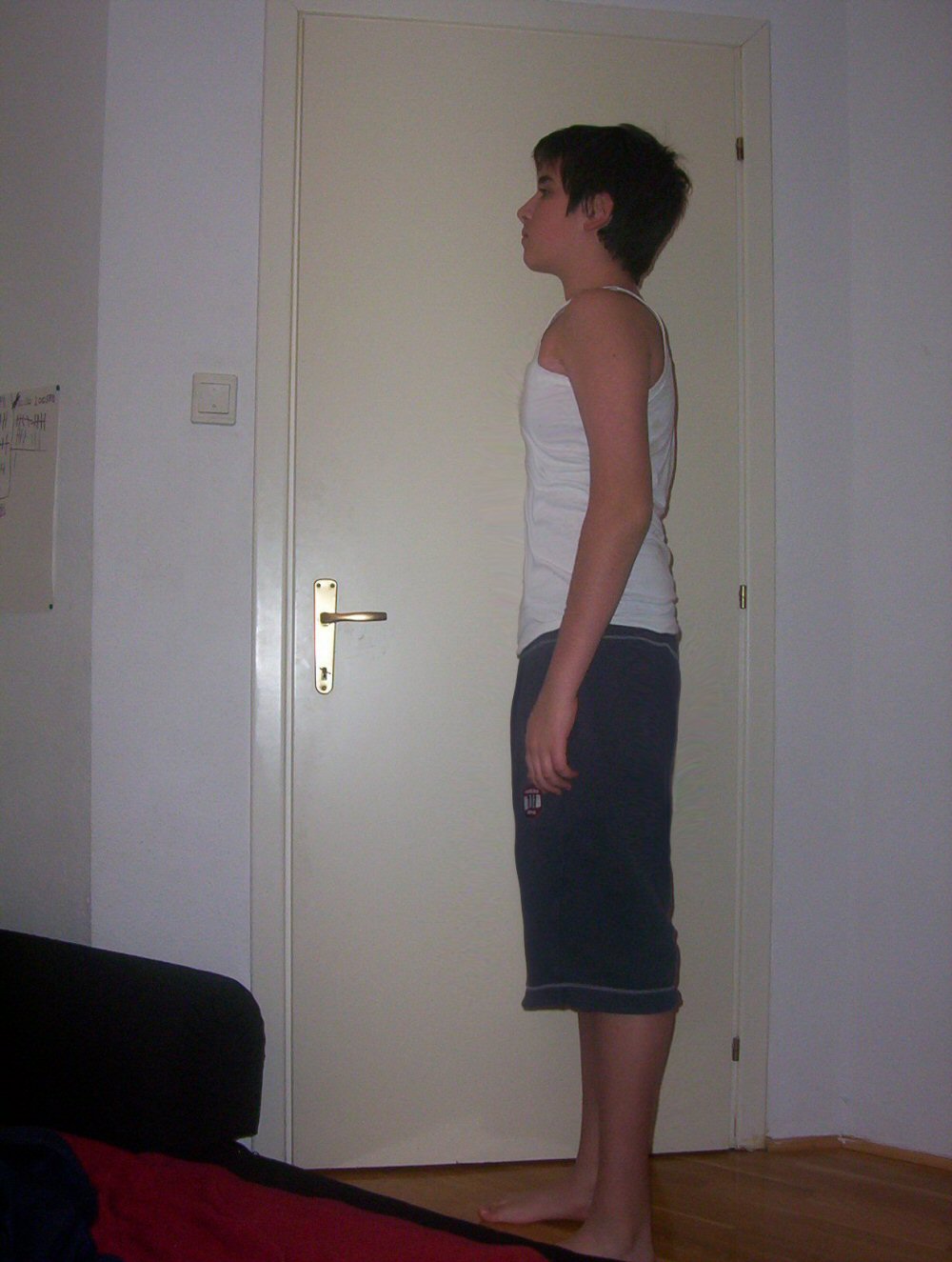 El�d//1-ben j�tt, 6-ban �tment a V�rosmajorba...Sok EGO-val rendelkezett, sokan b�rt�k, sokan nem