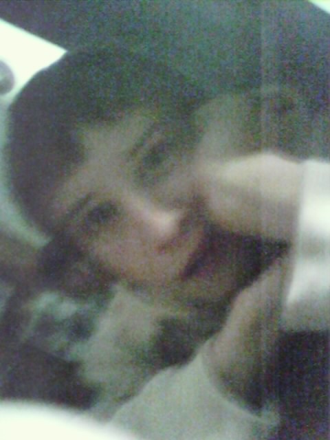 Zoli//id�n ment el innen �s 7-ben j�tt. J� arc volt, de visszament Pusztavacsra